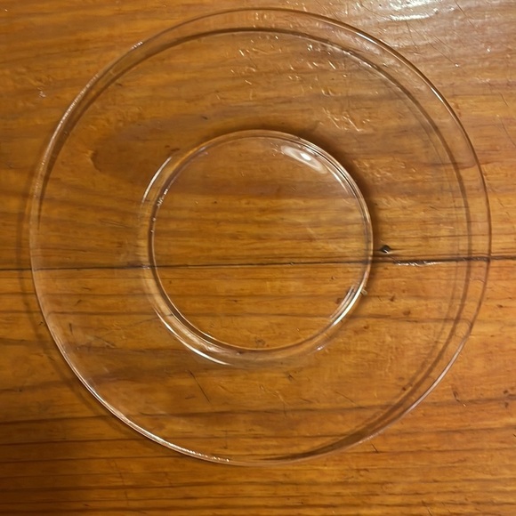 Set of EIGHT 8” heavyweight 1/4” thick curved edge glass salad dessert plates - Picture 12 of 15